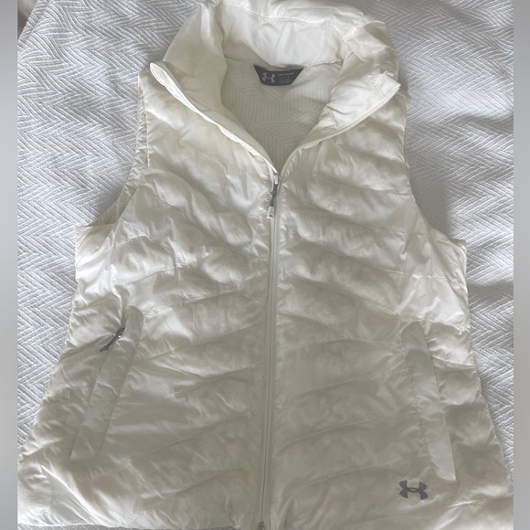 Under Armour Jackets & Blazers - Size L Underarmour white puffer vest.